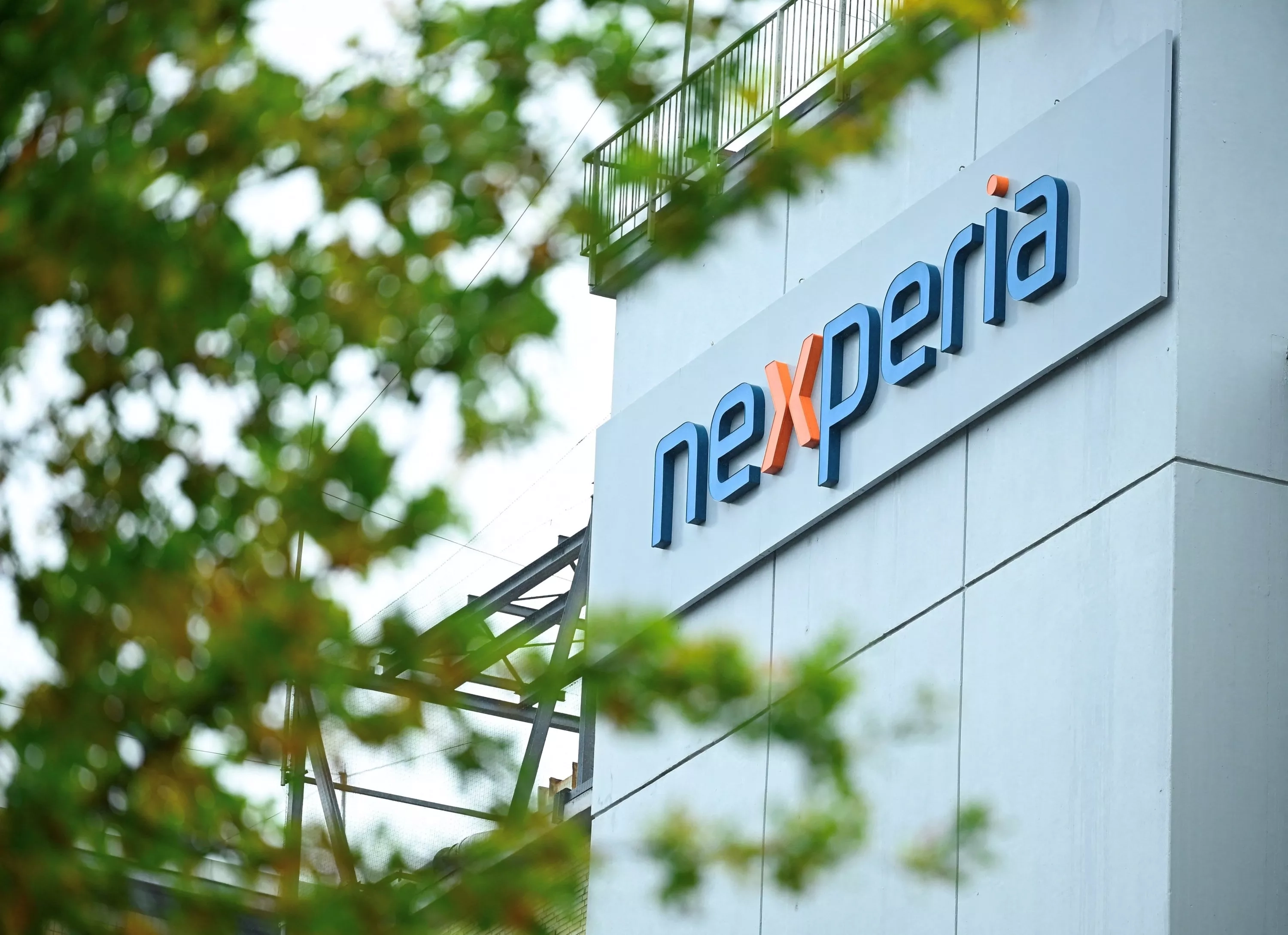 Nexperia supply-chain risk and procurement-response analysis | TrustCompo